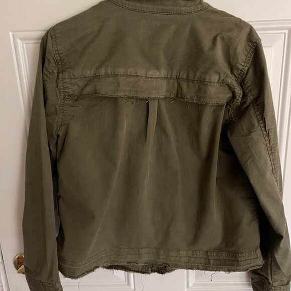 HINGE Women's Shirt, Utility Jacket Size Medium Olive Green with Raw Hem Look - Picture 5 of 10